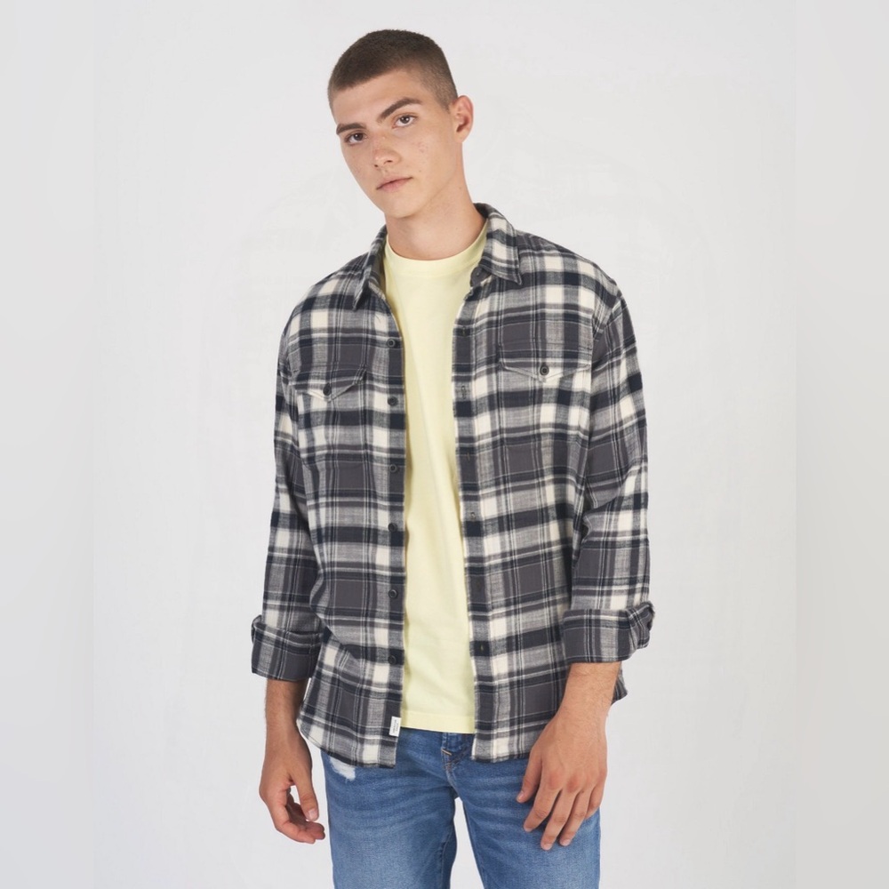 American Eagle Black & White Plaid Flannel Shirt 100% Cotton Medium Tall